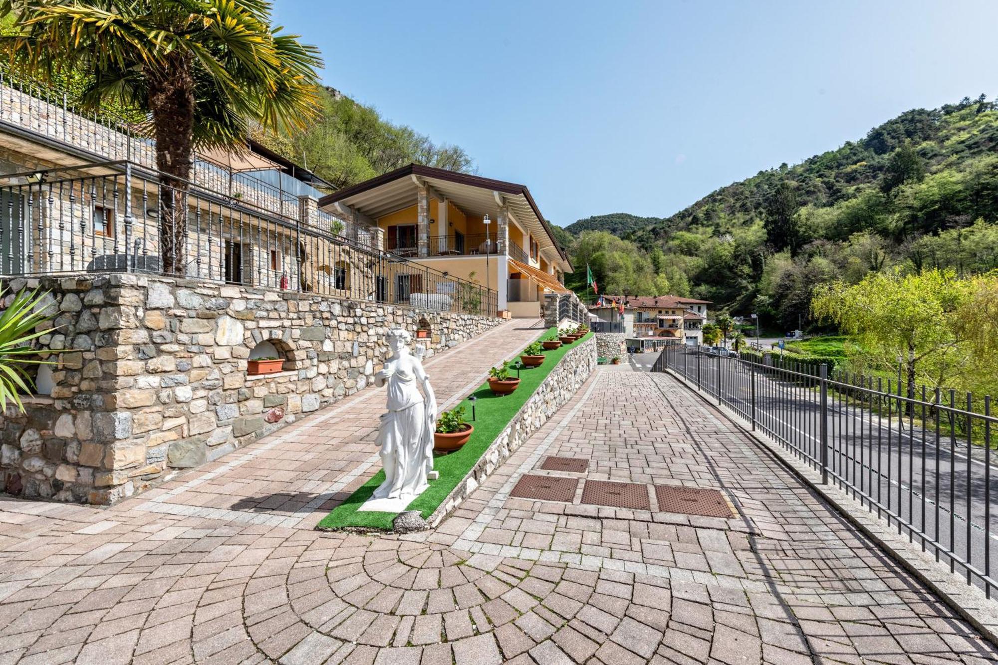 Residence Tatiana Dependance Tremosine Exterior foto